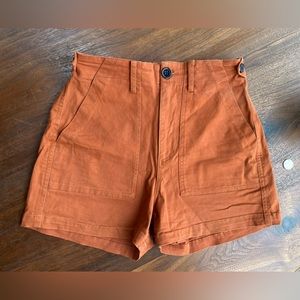 Wondery Isabela Outdoor Shorts | Burnt Sienna